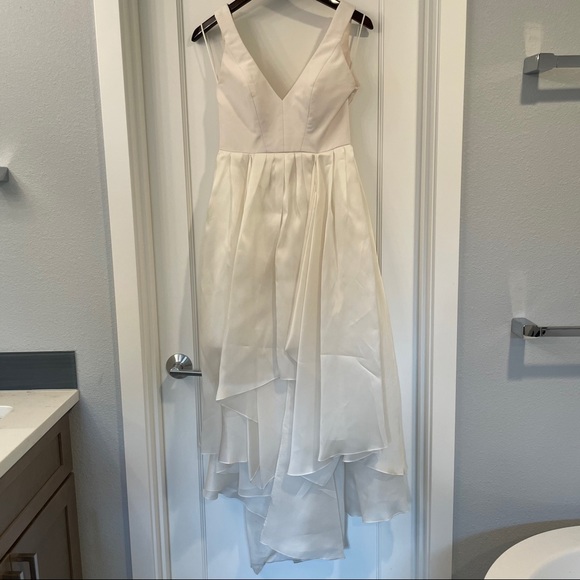 SOLD Carol Hannah Nolita organza wedding dress - Picture 4 of 13